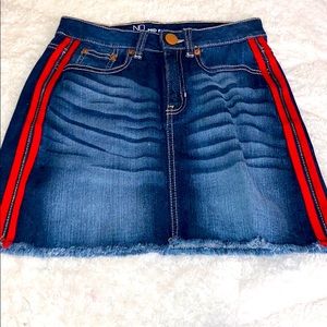 No Boundries Midrise Skirt